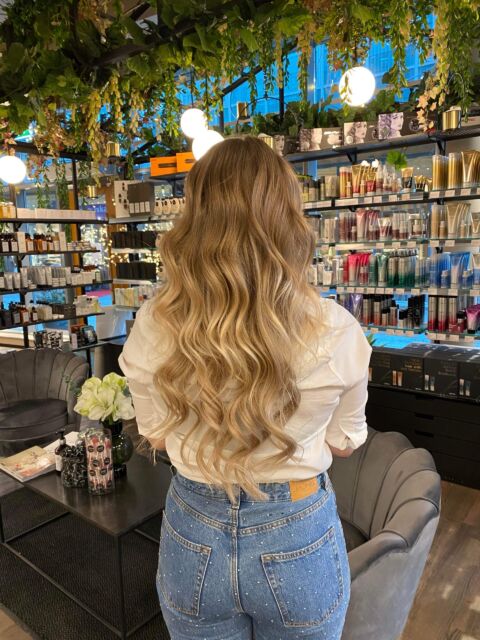 Stylet frisyre sett bakfra